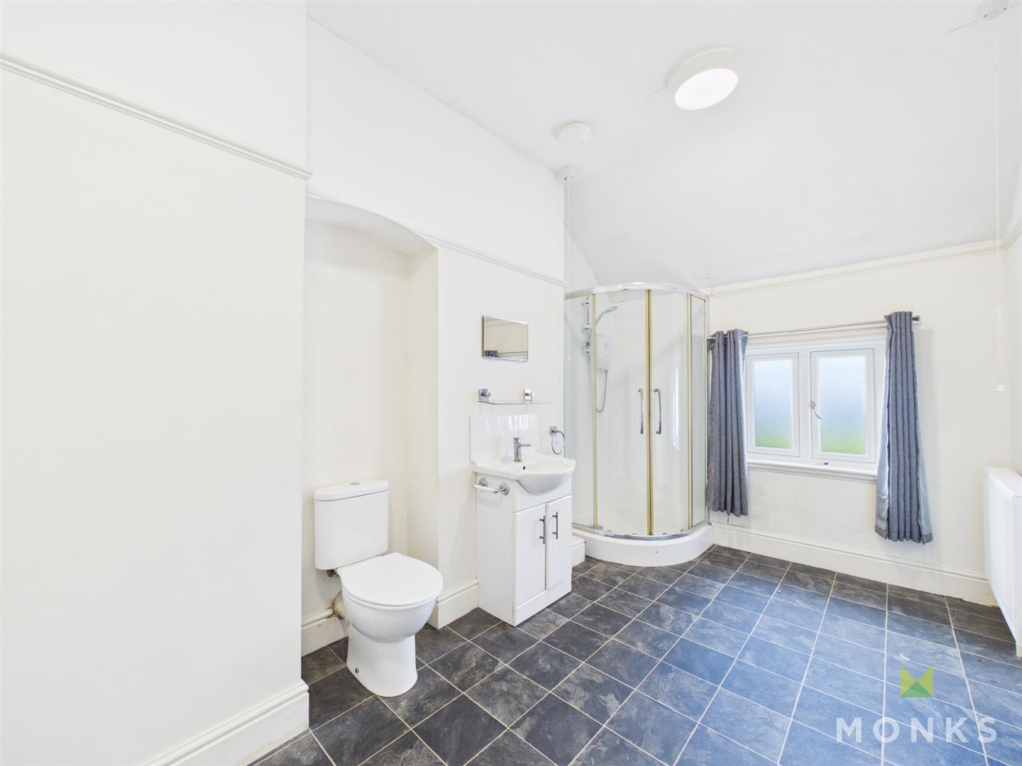 2 Hillside, Shrewsbury, SY4 3LQ To Let